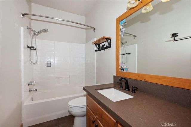 992 Sandalwood, Lake Arrowhead, CA 92352