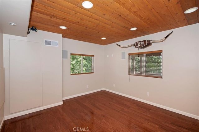 992 Sandalwood, Lake Arrowhead, CA 92352