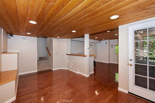 992 Sandalwood, Lake Arrowhead, CA 92352