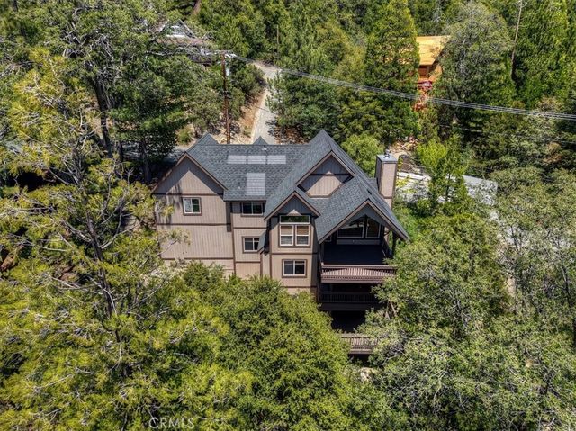 992 Sandalwood, Lake Arrowhead, CA 92352