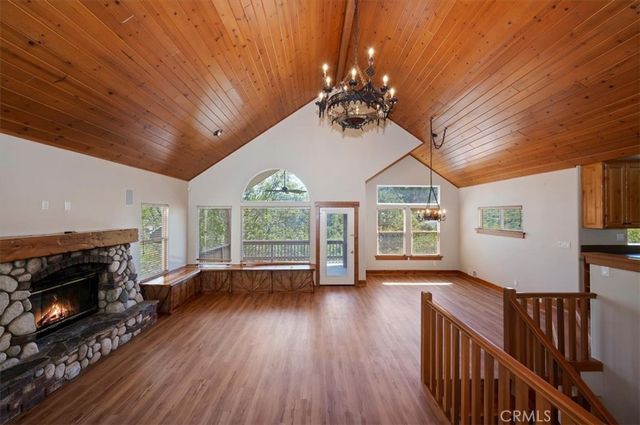 992 Sandalwood, Lake Arrowhead, CA 92352