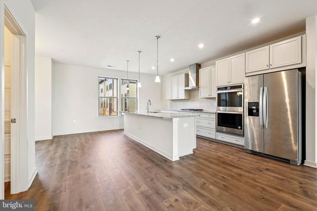 46007 WOODPECKER SQ., Sterling, VA 20165