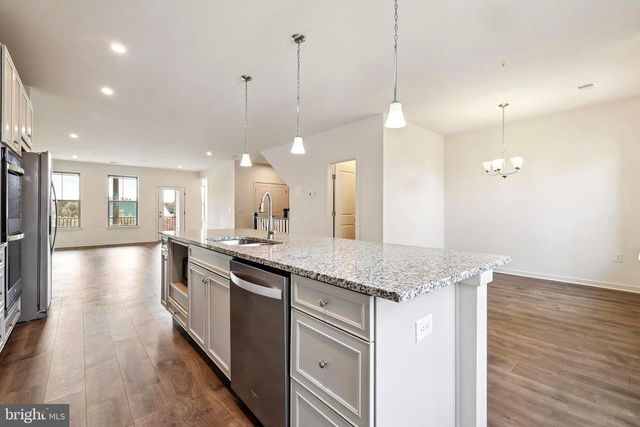 46007 WOODPECKER SQ., Sterling, VA 20165