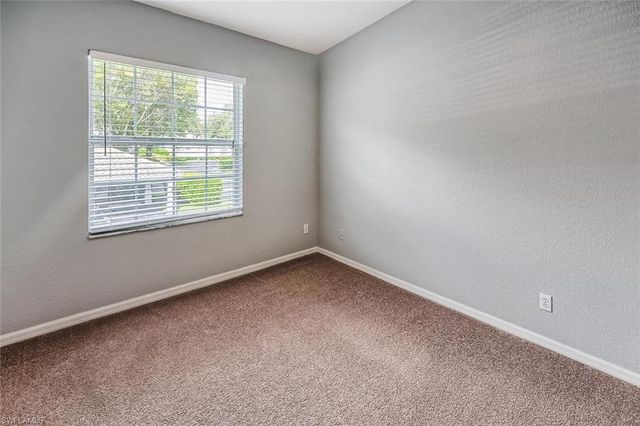 6812 Satinleaf RD S # 202, Naples, FL 34109