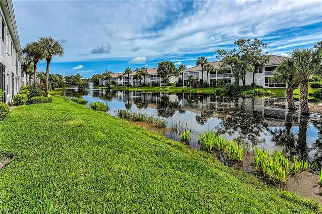 6812 Satinleaf RD S # 202, Naples, FL 34109