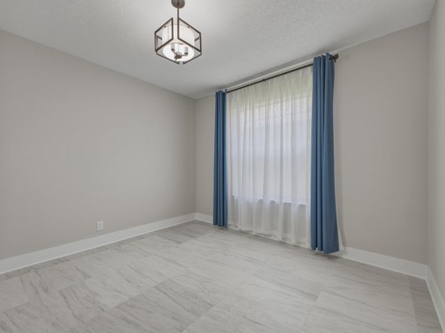 9512 HONEYBELL Circle, Boynton Beach, FL 33437
