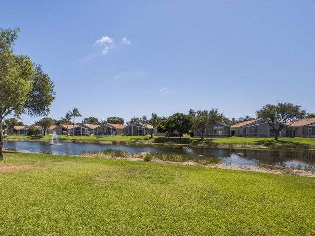 9512 HONEYBELL Circle, Boynton Beach, FL 33437
