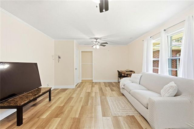 80 Stagecoach Circle, Stockbridge, GA 30281