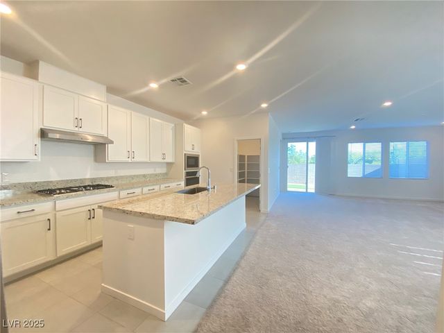 8668 Bench Street, Las Vegas, NV 89139