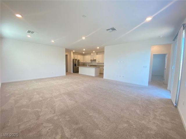 8668 Bench Street, Las Vegas, NV 89139