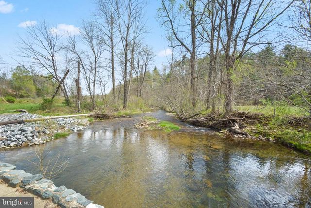6426 FREE UNION RD, Free Union, VA 22940