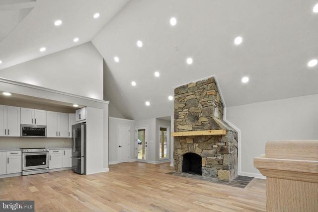 6426 FREE UNION RD, Free Union, VA 22940