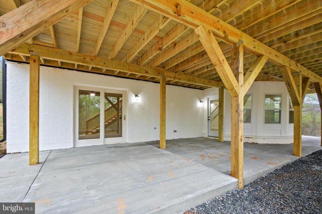 6426 FREE UNION RD, Free Union, VA 22940
