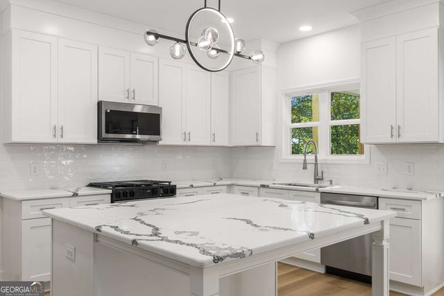 9135 Fox Trail Lane, Gainesville, GA 30506