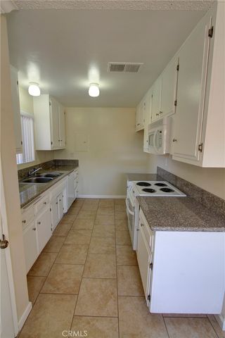 614 Linwood B, Monrovia, CA 91016