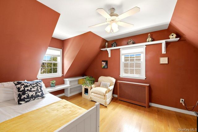 195 Graff Avenue, Bronx, NY 10465