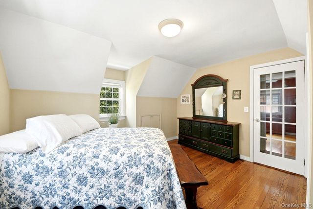 195 Graff Avenue, Bronx, NY 10465