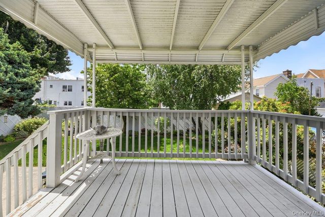 195 Graff Avenue, Bronx, NY 10465