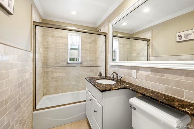 195 Graff Avenue, Bronx, NY 10465
