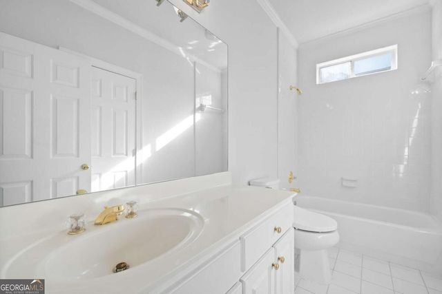 1810 Sunset Harbour Pointe, Lawrenceville, GA 30043