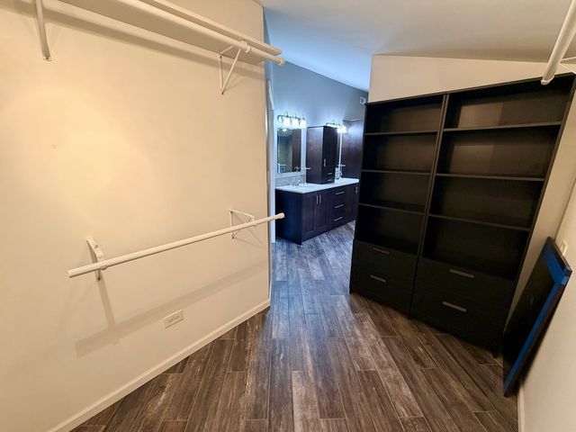 11820 S Avers Avenue, Alsip, IL 60803