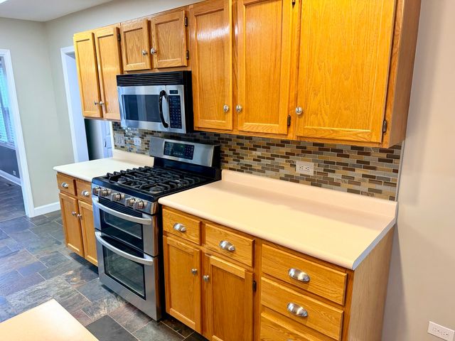 11820 S Avers Avenue, Alsip, IL 60803