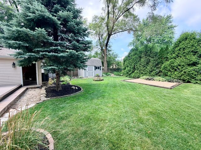 11820 S Avers Avenue, Alsip, IL 60803