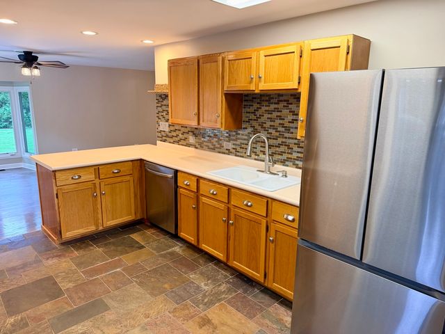 11820 S Avers Avenue, Alsip, IL 60803