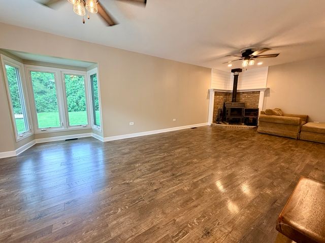 11820 S Avers Avenue, Alsip, IL 60803