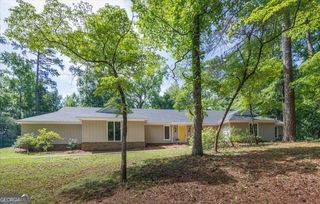 4950 Wellington Drive, Macon, GA 31210