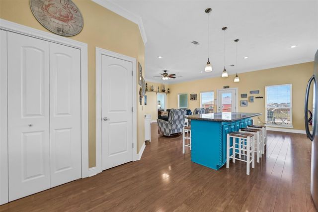 2418 Sand Crab, Port Bolivar, TX 77650