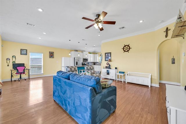 2418 Sand Crab, Port Bolivar, TX 77650