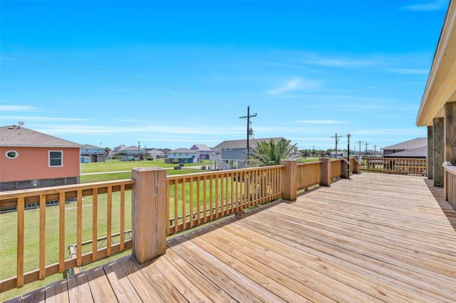 2418 Sand Crab, Port Bolivar, TX 77650
