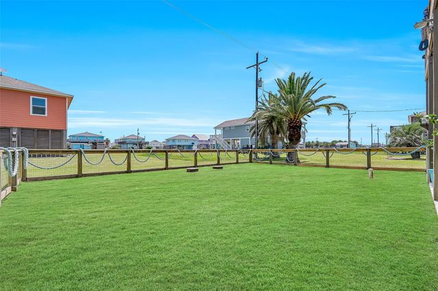 2418 Sand Crab, Port Bolivar, TX 77650