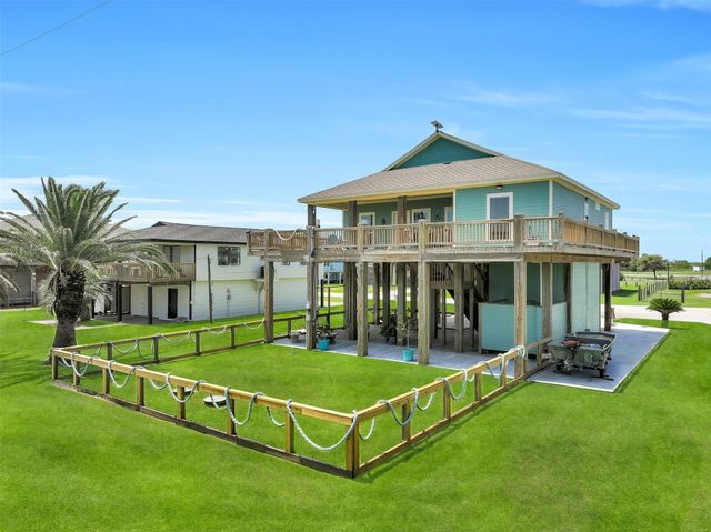 2418 Sand Crab, Port Bolivar, TX 77650