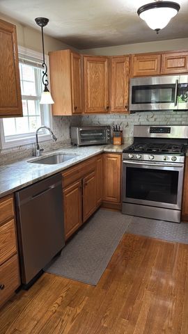 1 Clegg St, Worcester, MA 01603