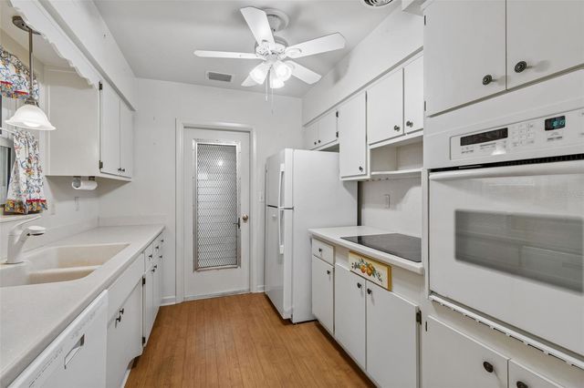 808 WOODLEY ROAD, Clearwater, FL 33764