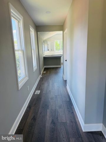 106 PARK AVE, Elmer, NJ 08318