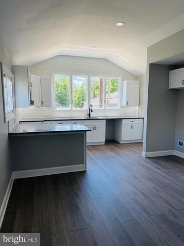 106 PARK AVE, Elmer, NJ 08318