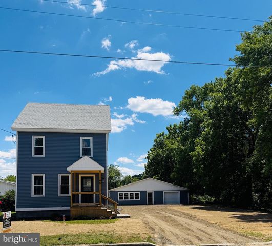 106 PARK AVE, Elmer, NJ 08318