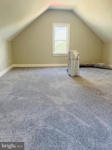 106 PARK AVE, Elmer, NJ 08318