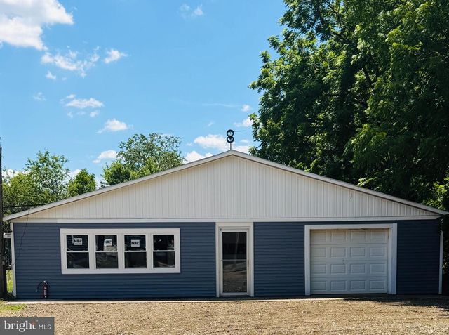 106 PARK AVE, Elmer, NJ 08318