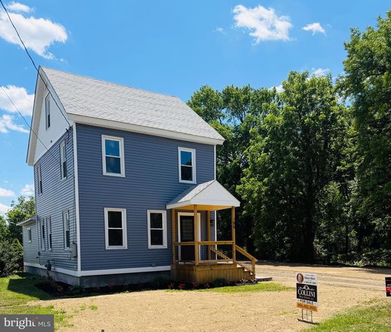 106 PARK AVE, Elmer, NJ 08318