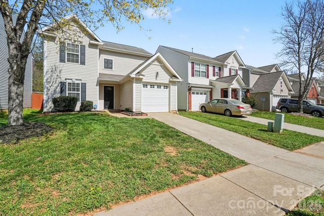 2418 S Cairns Mill Court, Charlotte, NC 28269