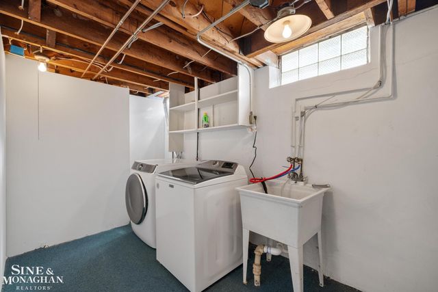 418 Hillcrest Avenue, Grosse Pointe Farms, MI 48236