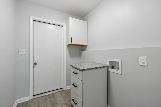 679 Frankfort Dr, Hermitage, TN 37076