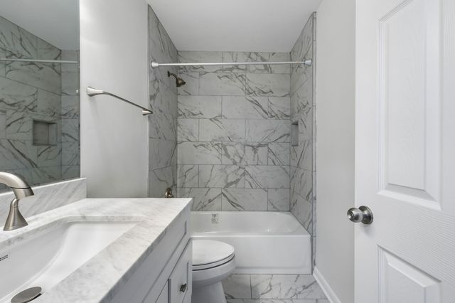 679 Frankfort Dr, Hermitage, TN 37076