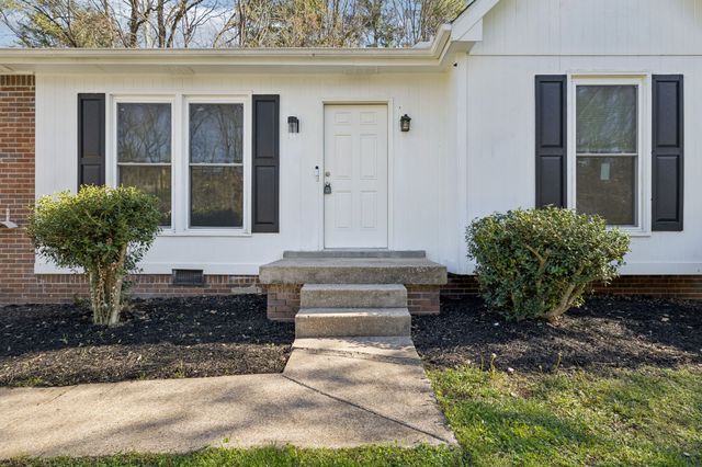 679 Frankfort Dr, Hermitage, TN 37076