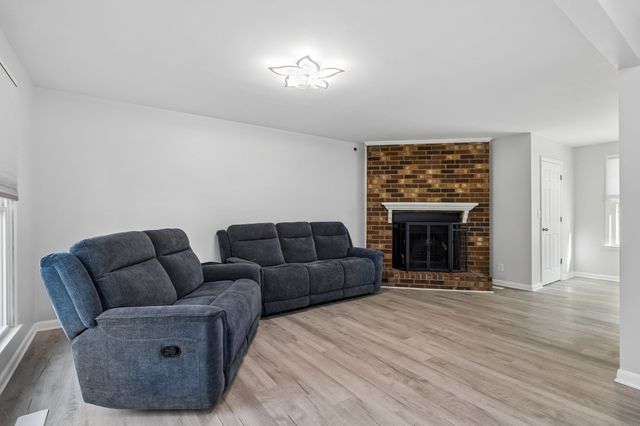 679 Frankfort Dr, Hermitage, TN 37076