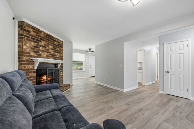 679 Frankfort Dr, Hermitage, TN 37076